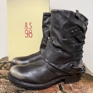 New AS98 Ice Solomon Boots Size 39